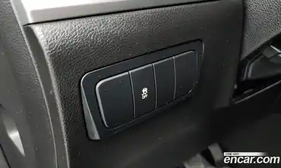 SsangYong Korando 2012 2.0 Механическая в Москве № 30104, миниатюра 6