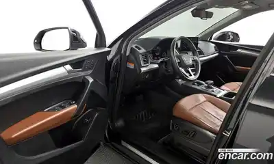 Audi Q5 2021 2.0 Автомат в Москве № 312203, миниатюра 4