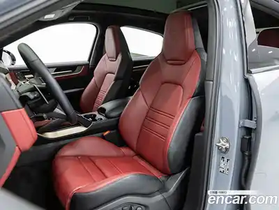 Porsche Cayenne 2025 4.0 Автомат в Москве № 314693, миниатюра 10