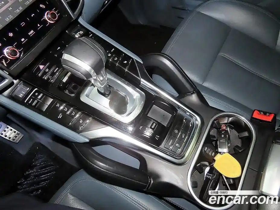 Porsche Cayenne 2011 3.0 Автомат в Москве № 315302, фото 12