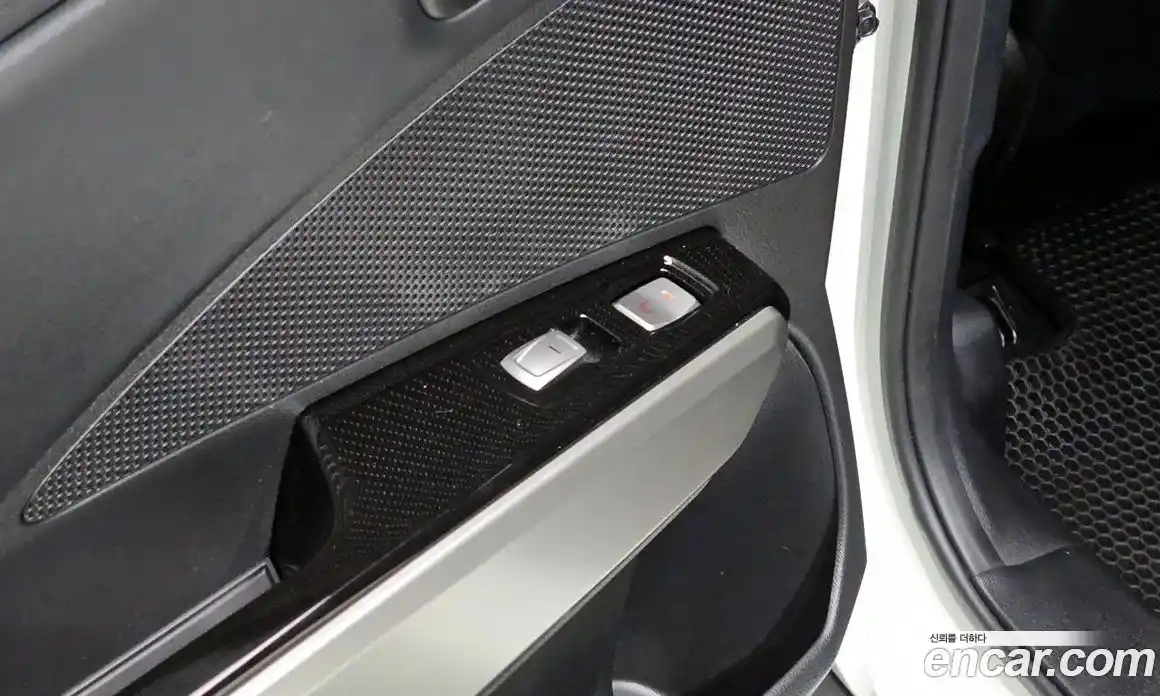 SsangYong TIBOLI 2016 1.6 Автомат в Москве № 32158, фото 19