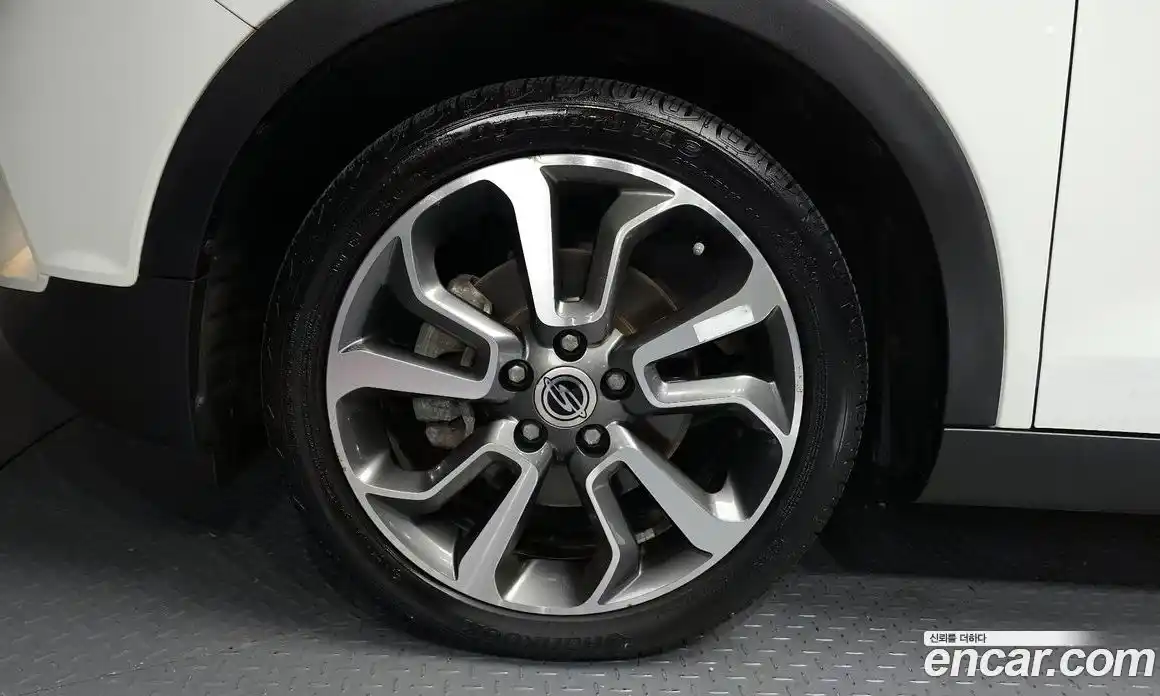 SsangYong TIBOLI 2016 1.6 Автомат в Москве № 32158, фото 5