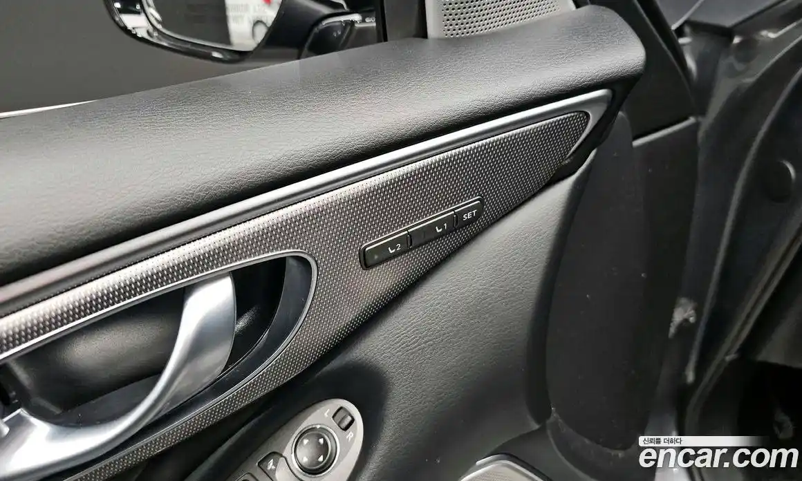 Infiniti Q50 2017 3.5 Автомат в Москве № 326796, фото 13