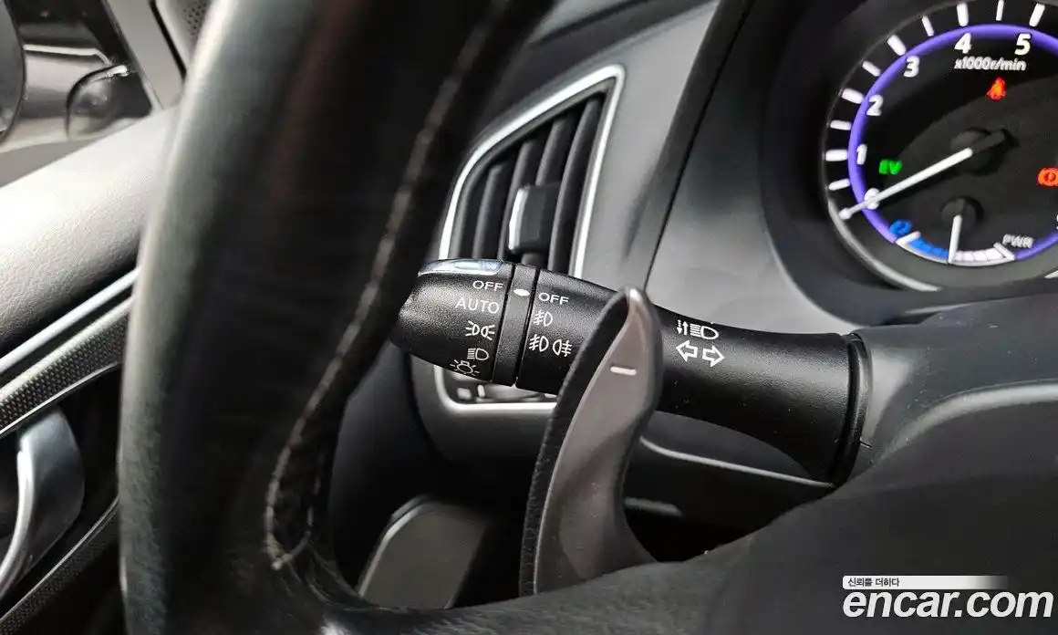 Infiniti Q50 2017 3.5 Автомат в Москве № 326796, фото 17