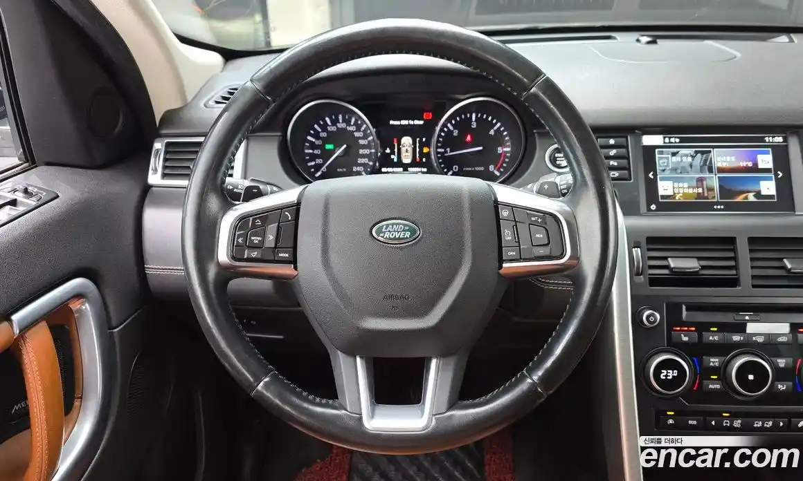 Land Rover Discovery Sport 2016 2.0 Автомат в Москве № 333594, фото 19