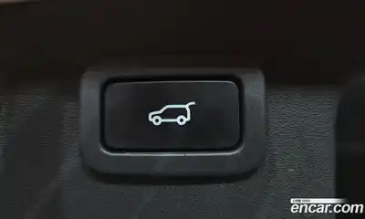 Land Rover Discovery Sport 2016 2.0 Автомат в Москве № 333594, миниатюра 9