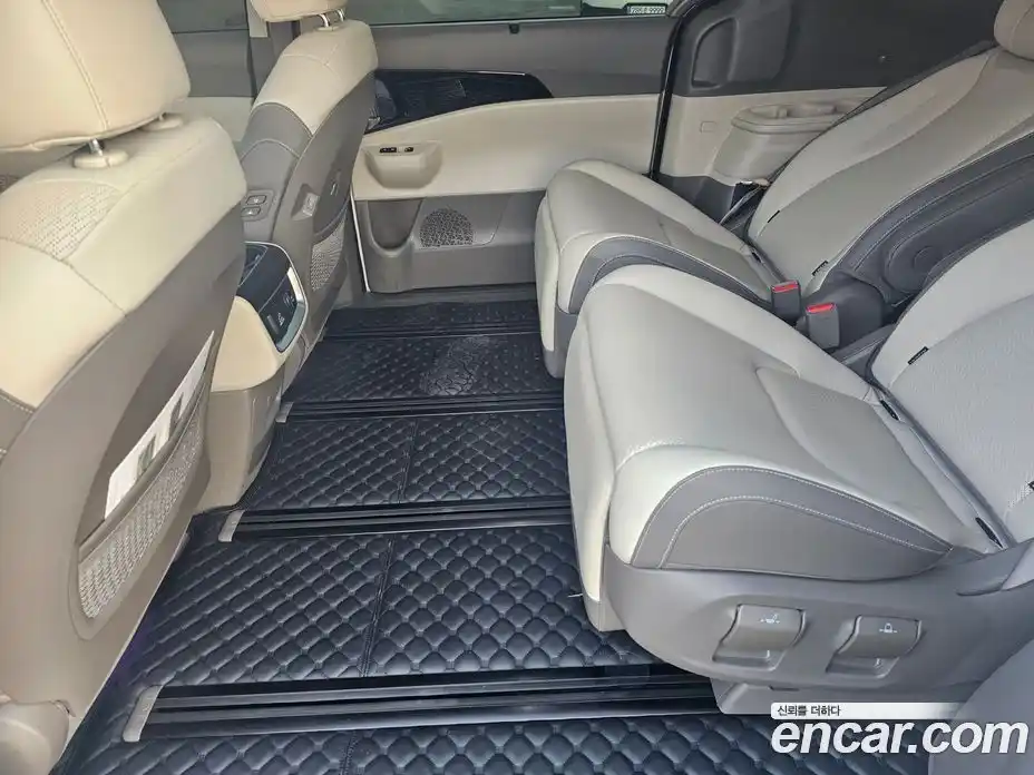 Kia Canival 2024 2.2 Автомат в Москве № 337837, фото 18