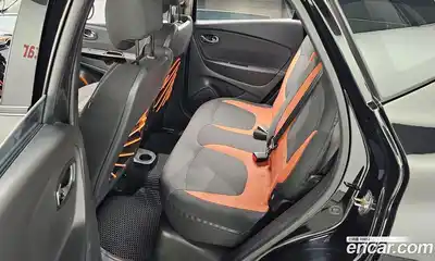 Renault QM3 2014 1.5 Автомат в Москве № 358622, миниатюра 12