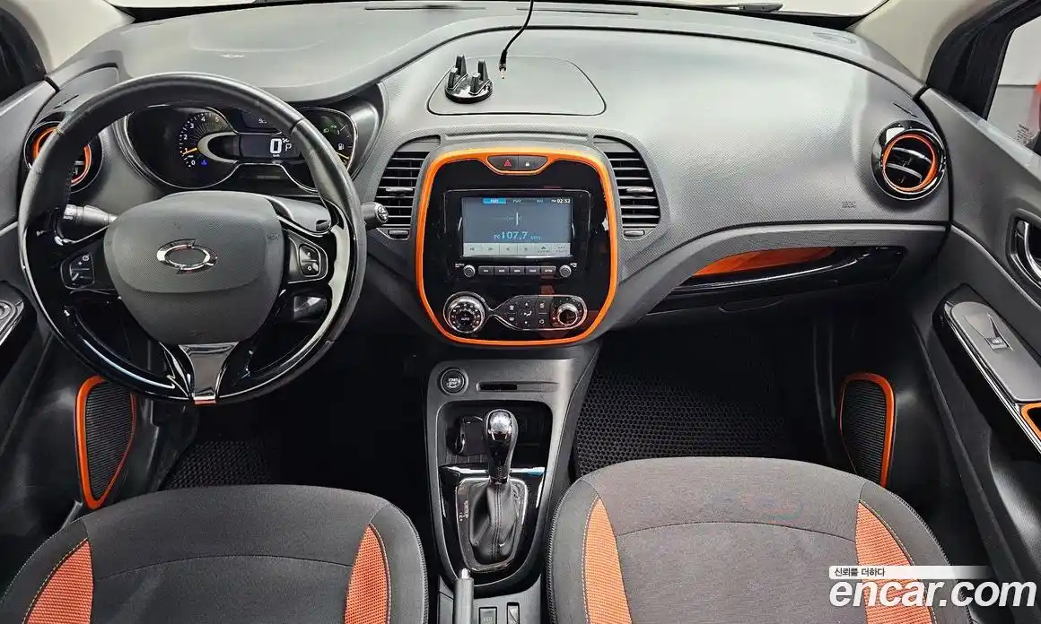 Renault QM3 2014 1.5 Автомат в Москве № 358622, фото 7