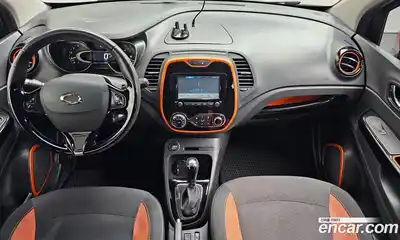 Renault QM3 2014 1.5 Автомат в Москве № 358622, миниатюра 7