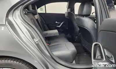 Mercedes-Benz A-Class 2025 2.0 Автомат в Москве № 368455, миниатюра 12