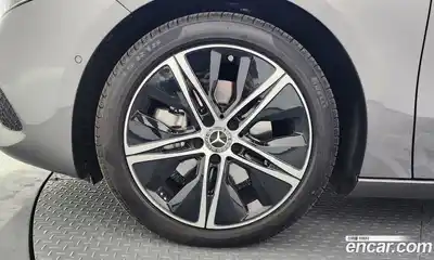 Mercedes-Benz A-Class 2025 2.0 Автомат в Москве № 368455, миниатюра 5