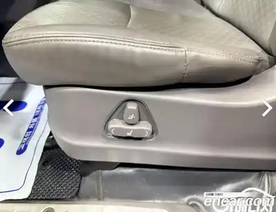 SsangYong Korando 2016 2.2 Автомат в Москве № 370147, миниатюра 11