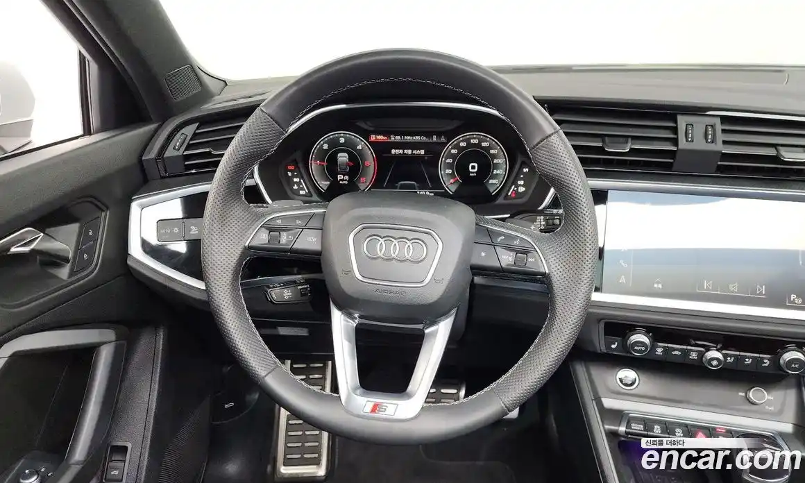 Audi Q3 2023 2.0 Автомат в Москве № 372846, фото 13