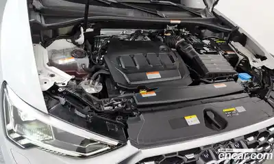 Audi Q3 2023 2.0 Автомат в Москве № 372846, миниатюра 6