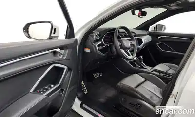 Audi Q3 2023 2.0 Автомат в Москве № 372846, миниатюра 10