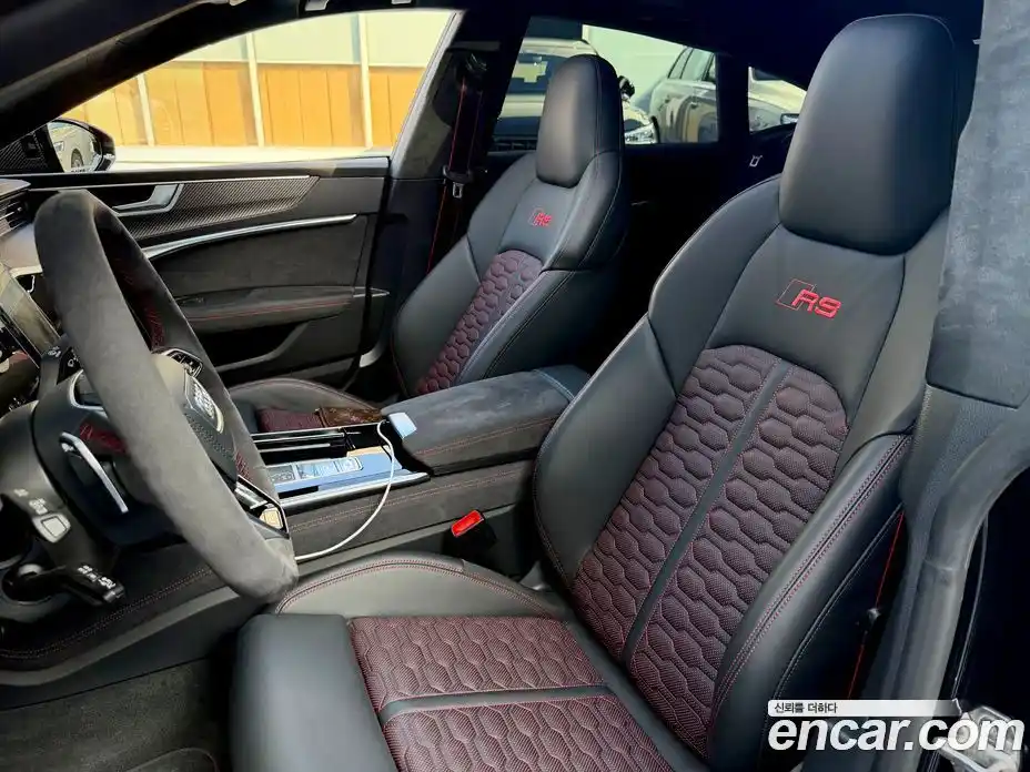 Audi RS7 2025 4.0 Автомат в Москве № 373347, фото 17