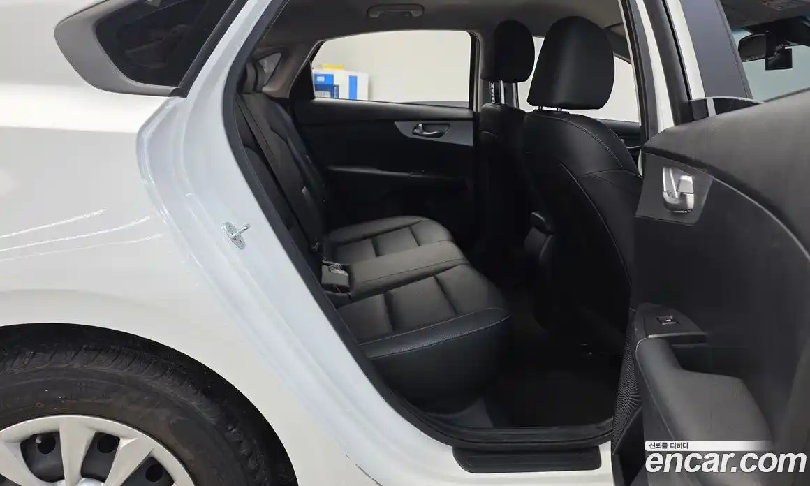 Kia K3 2023 1.6 Автомат в Москве № 385652, фото 12