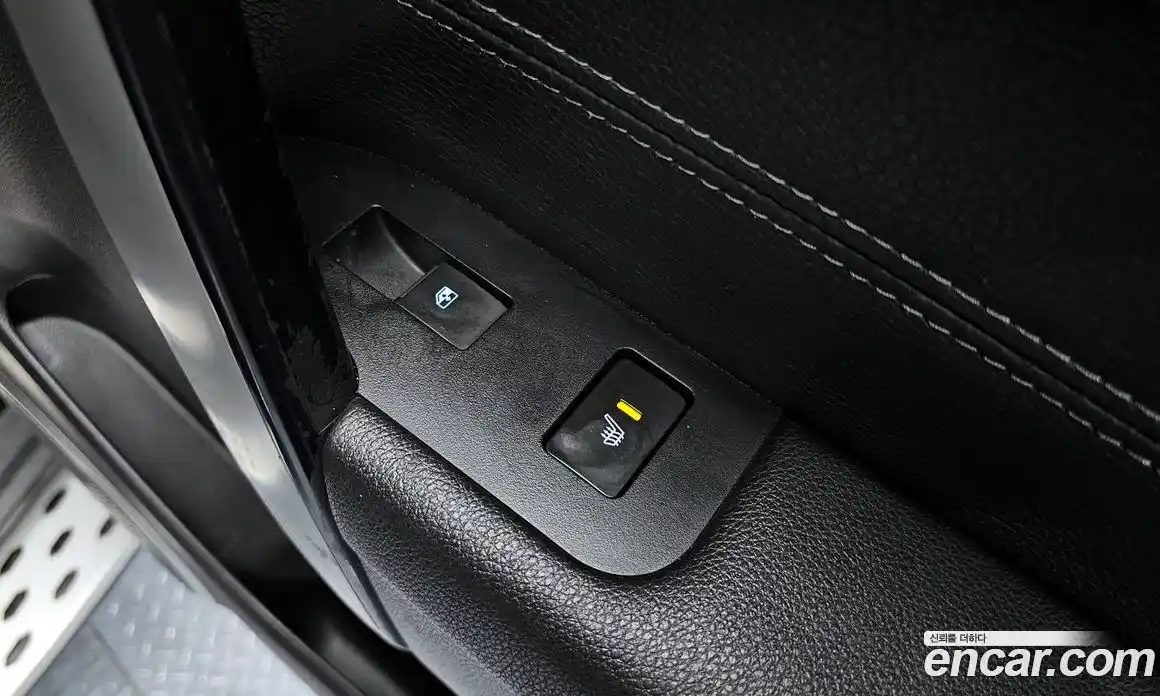 Chevrolet Captiva 2014 2.2 Автомат в Москве № 39213, фото 19