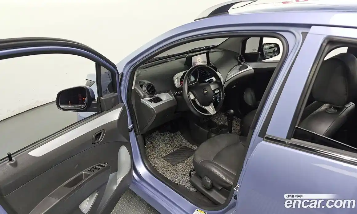 Chevrolet Spark 2014 1.0 Автомат в Москве № 40284, фото 13