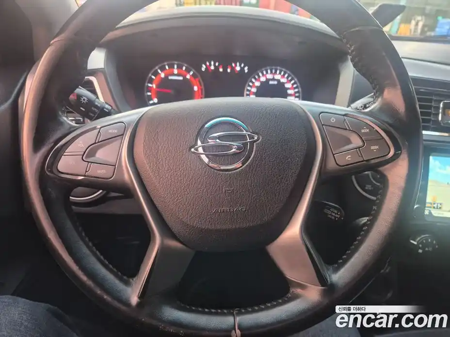 SsangYong Korando 2016 2.0 Автомат в Москве № 421690, фото 13