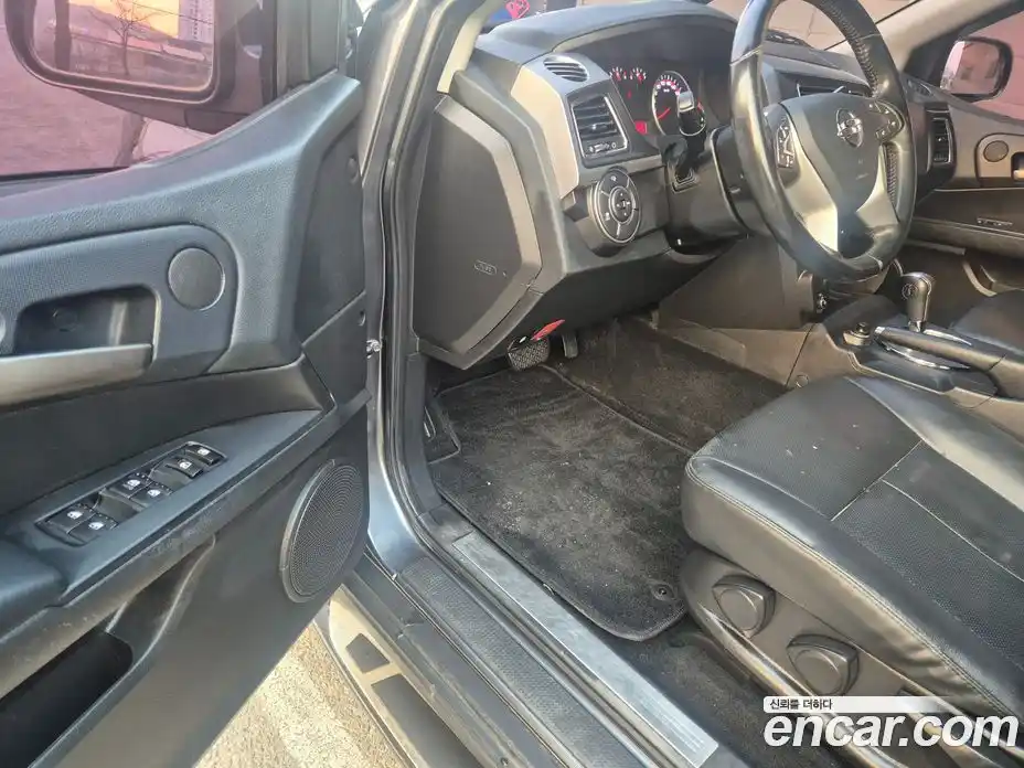 SsangYong Korando 2016 2.0 Автомат в Москве № 421690, фото 7