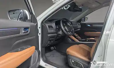 Renault QM6 2023 2.0 Автомат в Москве № 422085, миниатюра 11