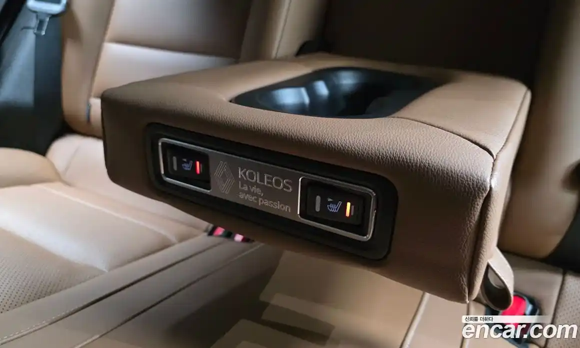 Renault QM6 2023 2.0 Автомат в Москве № 422085, фото 18