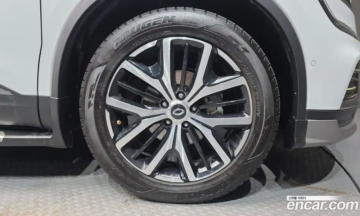 Renault QM6 2023 2.0 Автомат в Москве № 422085, фото 5