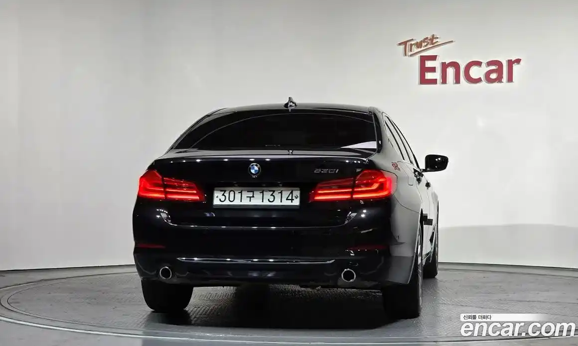 BMW 5-Series 2020 2.0 Автомат в Москве № 425055, фото 4