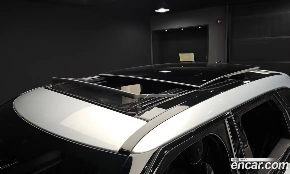 Land Rover Range-Rover Velar 2018 2.0 Автомат в Москве № 431472, фото 18