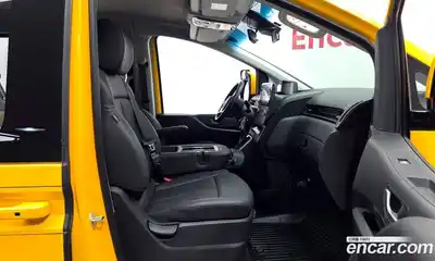 Hyundai Staria 2025 3.5 Автомат в Москве № 448827, миниатюра 10