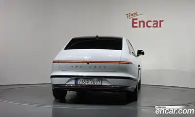 Hyundai Grandeur 2023 1.6 Автомат в Москве № 449677, миниатюра 4