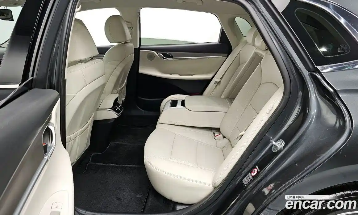 Hyundai Grandeur 2022 2.5 Автомат в Москве № 457843, фото 12