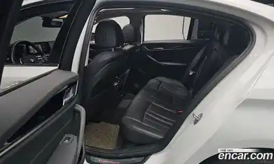 BMW 5-Series 2019 2.0 Автомат в Москве № 464325, миниатюра 12