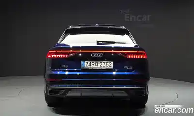 Audi Q8 2021 3.0 Автомат в Москве № 468754, миниатюра 4