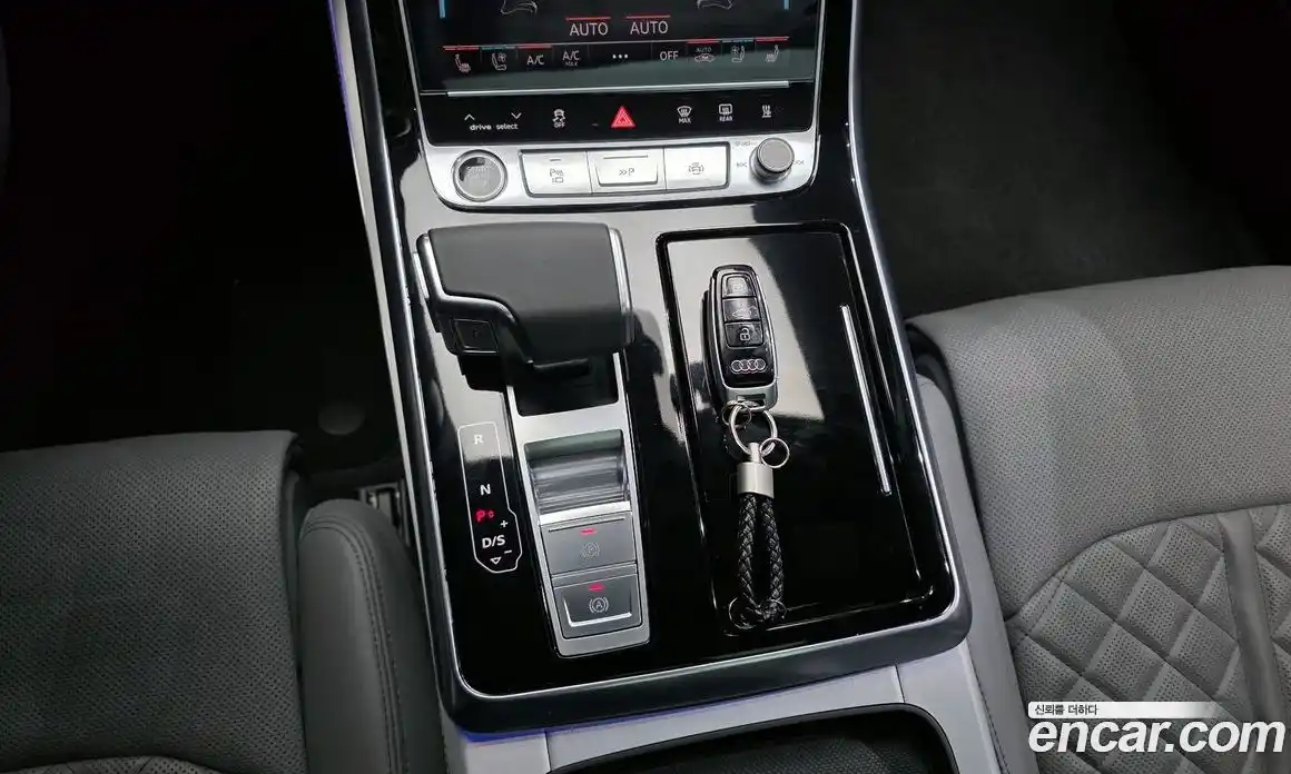 Audi Q8 2021 3.0 Автомат в Москве № 468754, фото 9