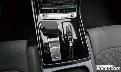 Audi Q8 2021 3.0 Автомат в Москве № 468754, миниатюра 9