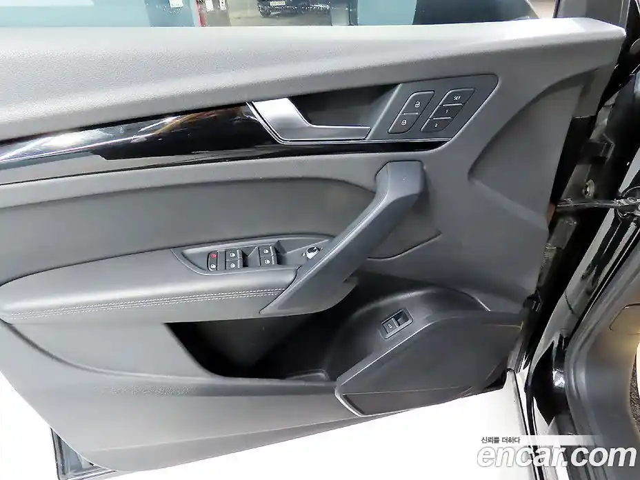 Audi Q5 2021 2.0 Автомат в Москве № 469697, фото 15