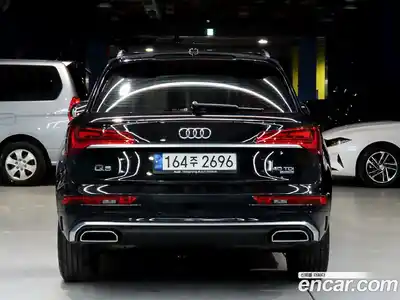 Audi Q5 2021 2.0 Автомат в Москве № 469697, миниатюра 4