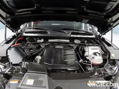 Audi Q5 2021 2.0 Автомат в Москве № 469697, миниатюра 6