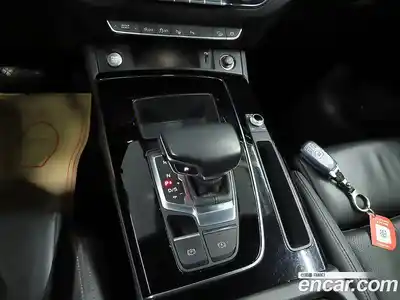 Audi Q5 2021 2.0 Автомат в Москве № 469697, миниатюра 9