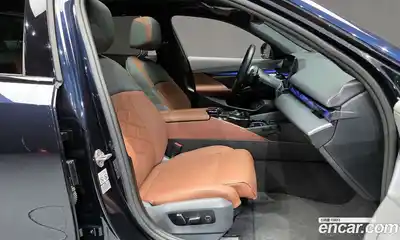 BMW 5-Series 2024 2.0 Автомат в Москве № 491179, миниатюра 11