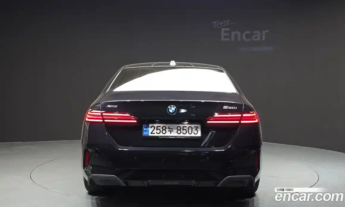 BMW 5-Series 2024 2.0 Автомат в Москве № 491179, фото 4