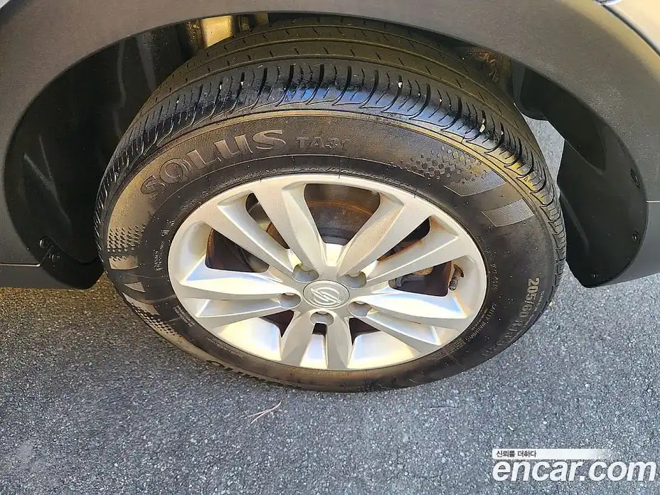 SsangYong TIBOLI 2015 1.6 Автомат в Москве № 491496, фото 18