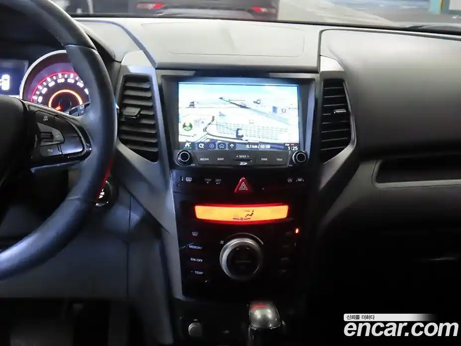 SsangYong TIBOLI 2017 1.6 Автомат в Москве № 491530, фото 11