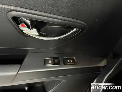 SsangYong Korando 2012 2.0 Автомат в Москве № 491583, миниатюра 11