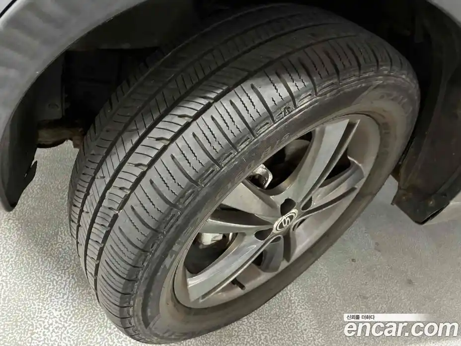 SsangYong Korando 2012 2.0 Автомат в Москве № 491583, фото 16