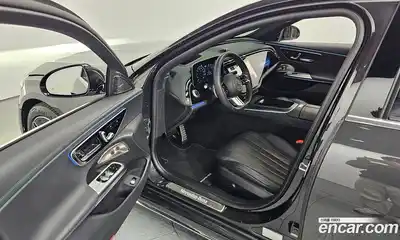 Mercedes-Benz E-Class 2024 2.0 Автомат в Москве № 494175, миниатюра 11