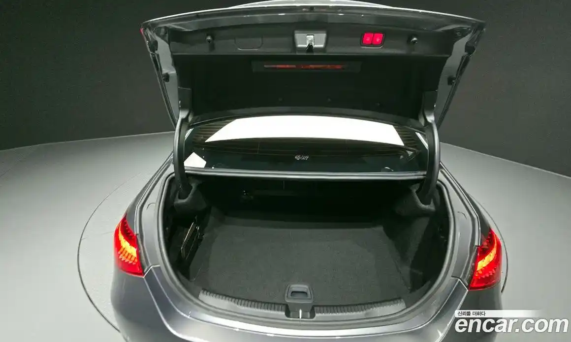 Mercedes-Benz C-Class 2022 2.0 Автомат в Москве № 494834, фото 20